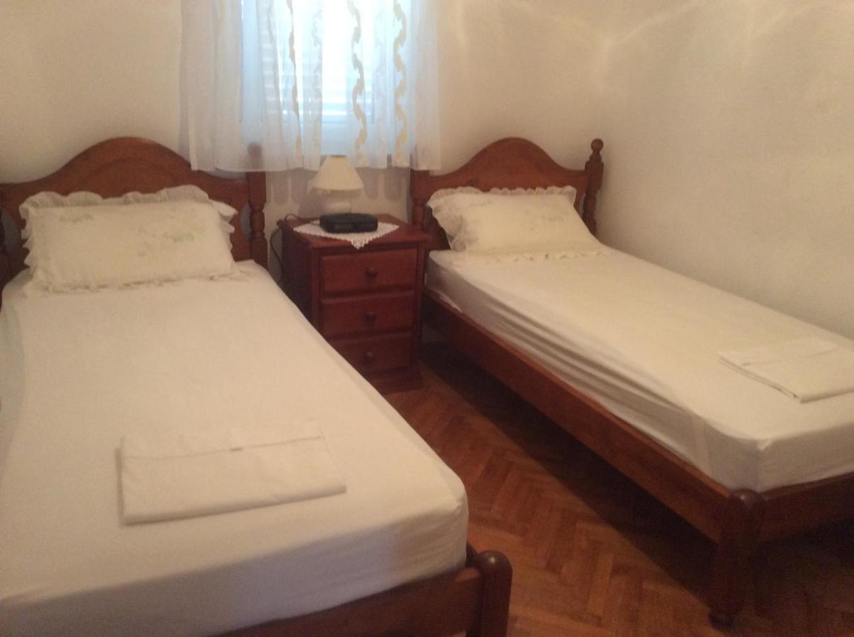 Apartman Nadia كارلوباغ المظهر الخارجي الصورة