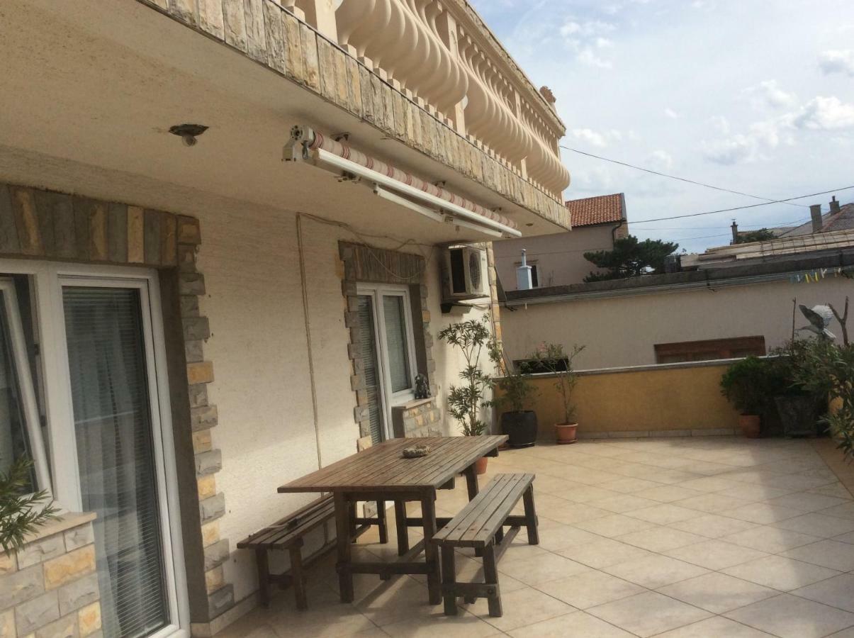 Apartman Nadia كارلوباغ المظهر الخارجي الصورة