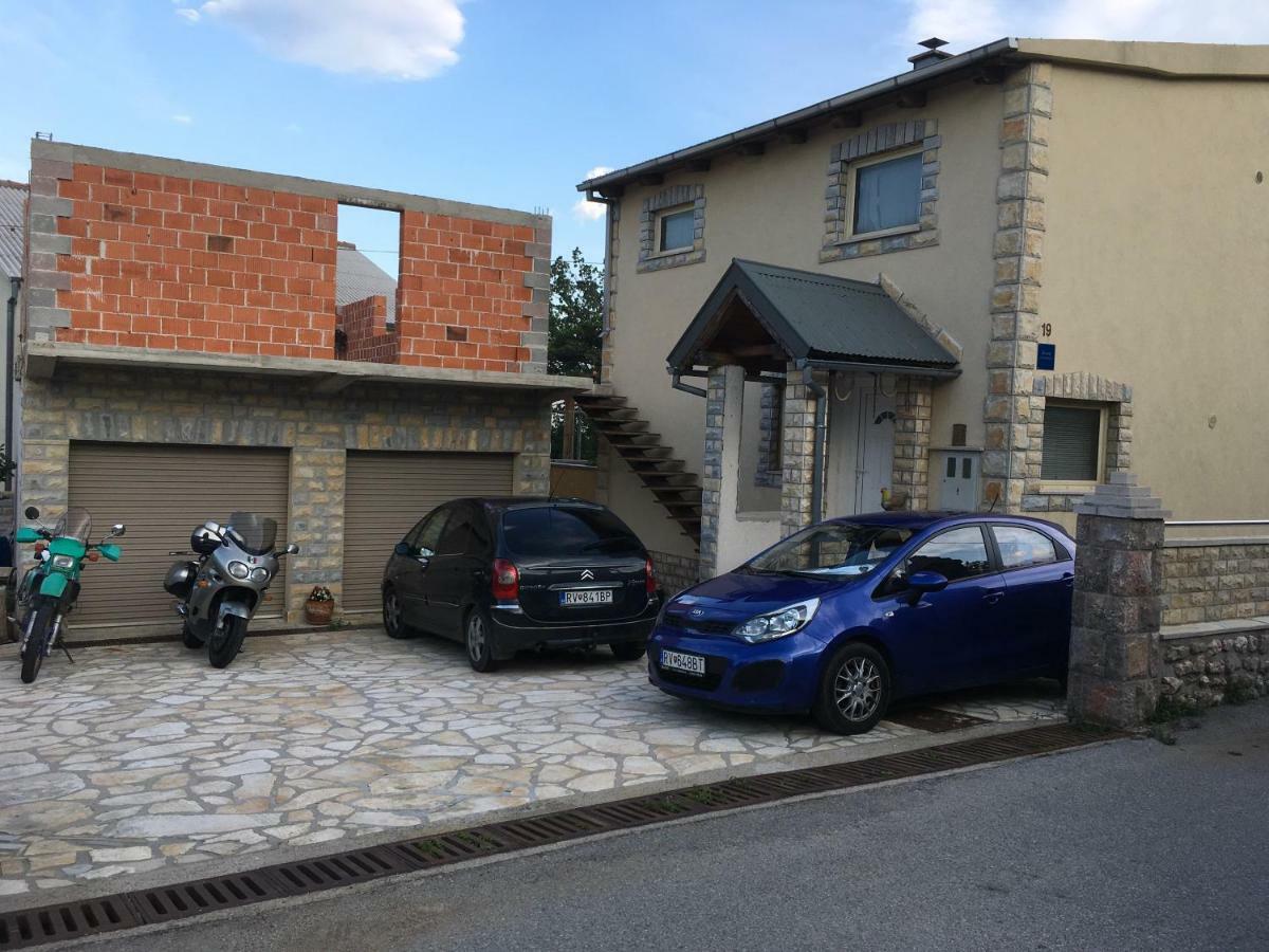 Apartman Nadia كارلوباغ المظهر الخارجي الصورة